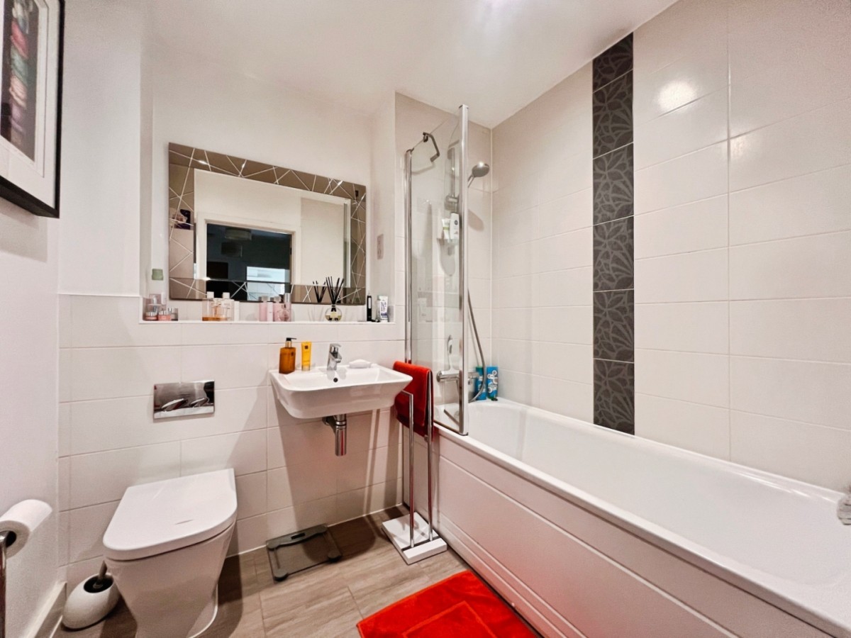 Song Thrush Drive, Finberry, Ashford