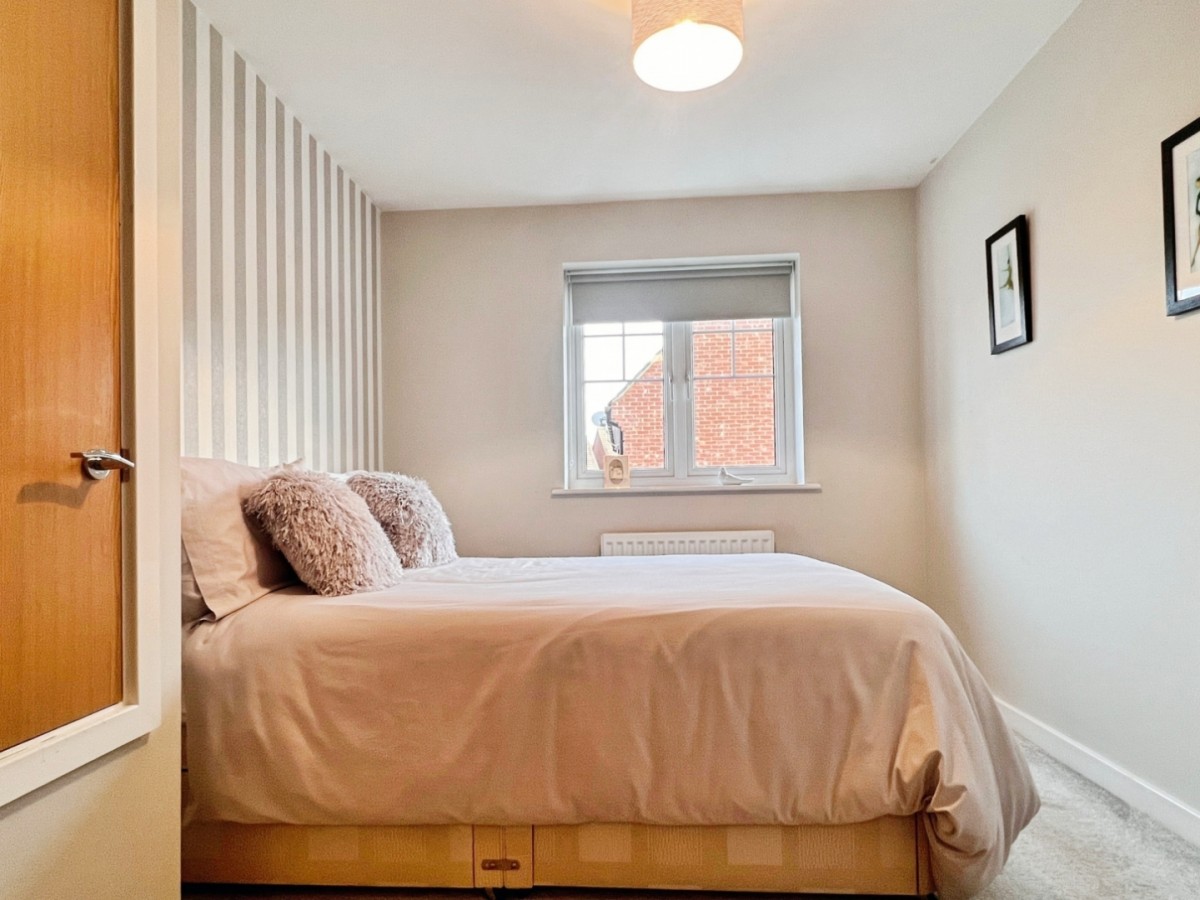 Song Thrush Drive, Finberry, Ashford