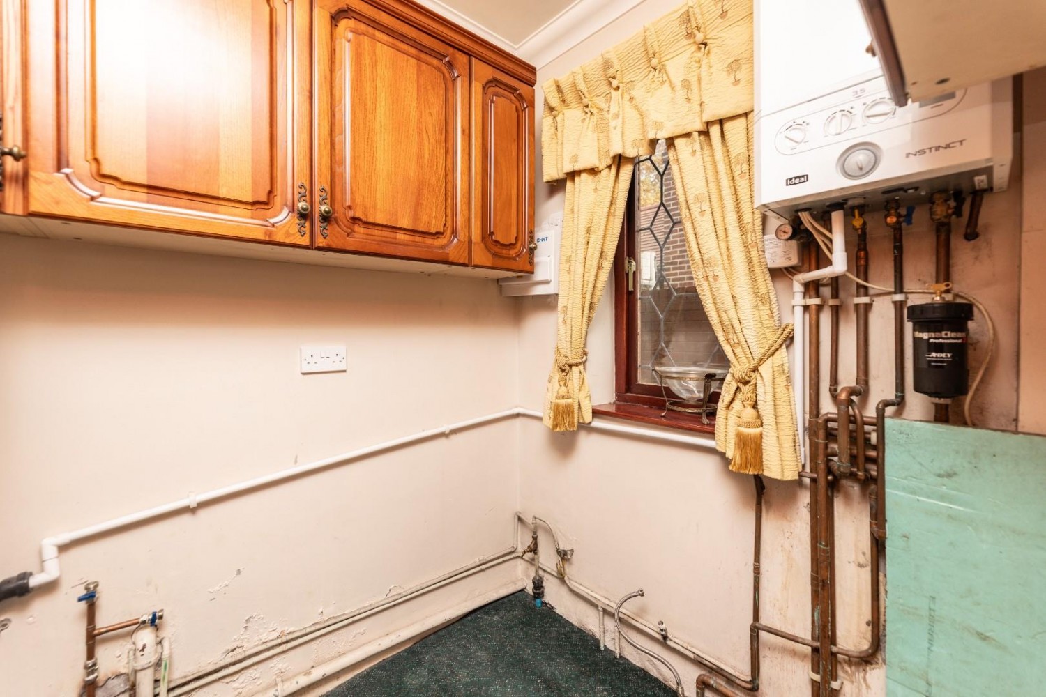 Houndhill Lane, Purston