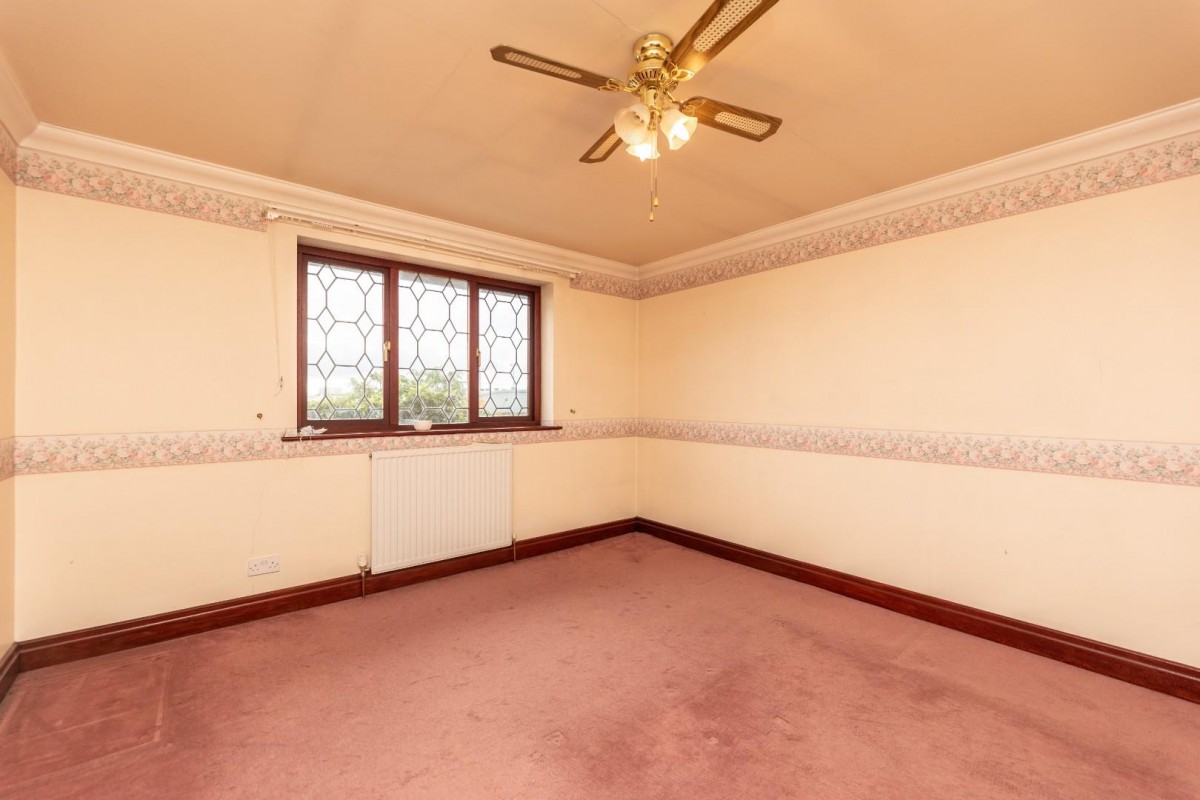 Houndhill Lane, Purston