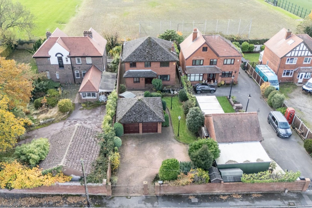 Houndhill Lane, Purston