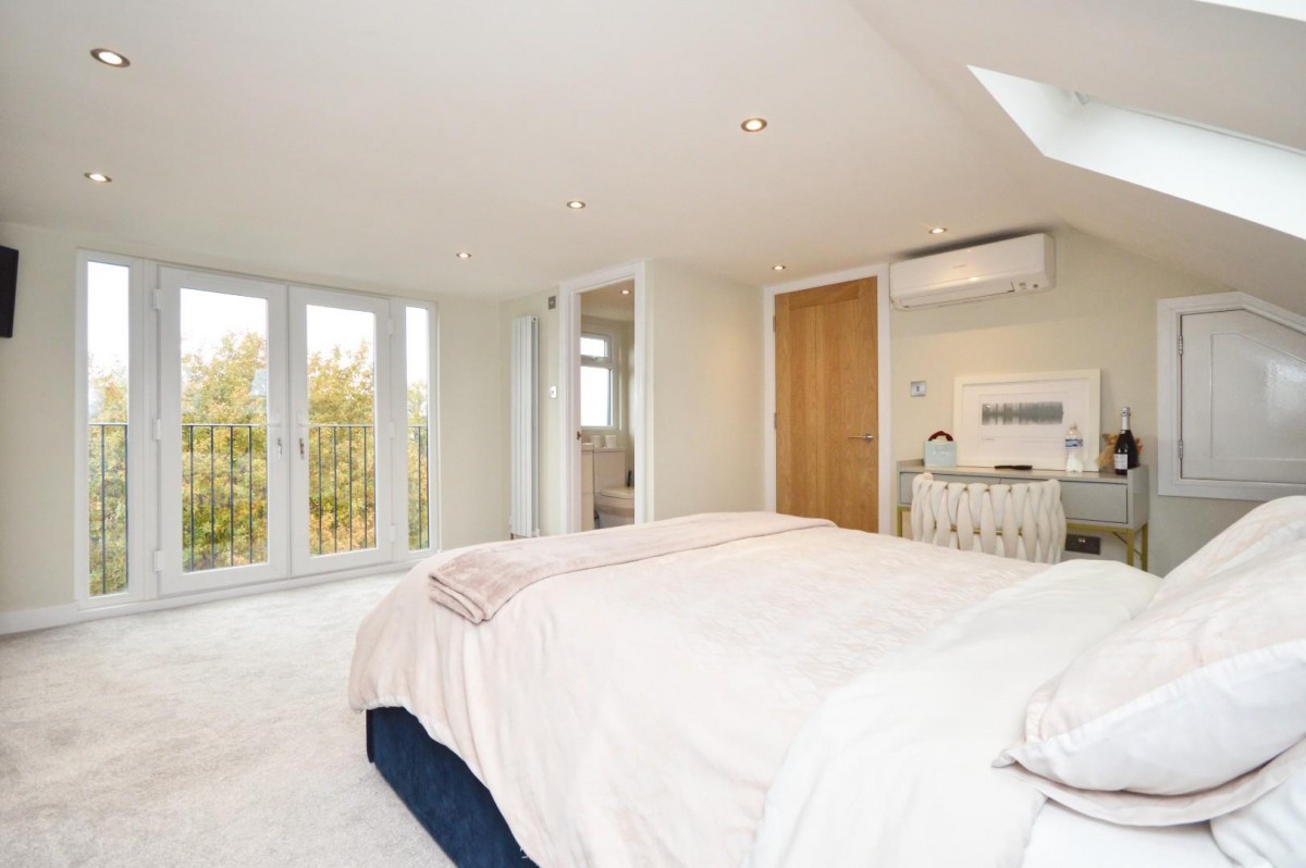 Oaktree Gardens, Bristol