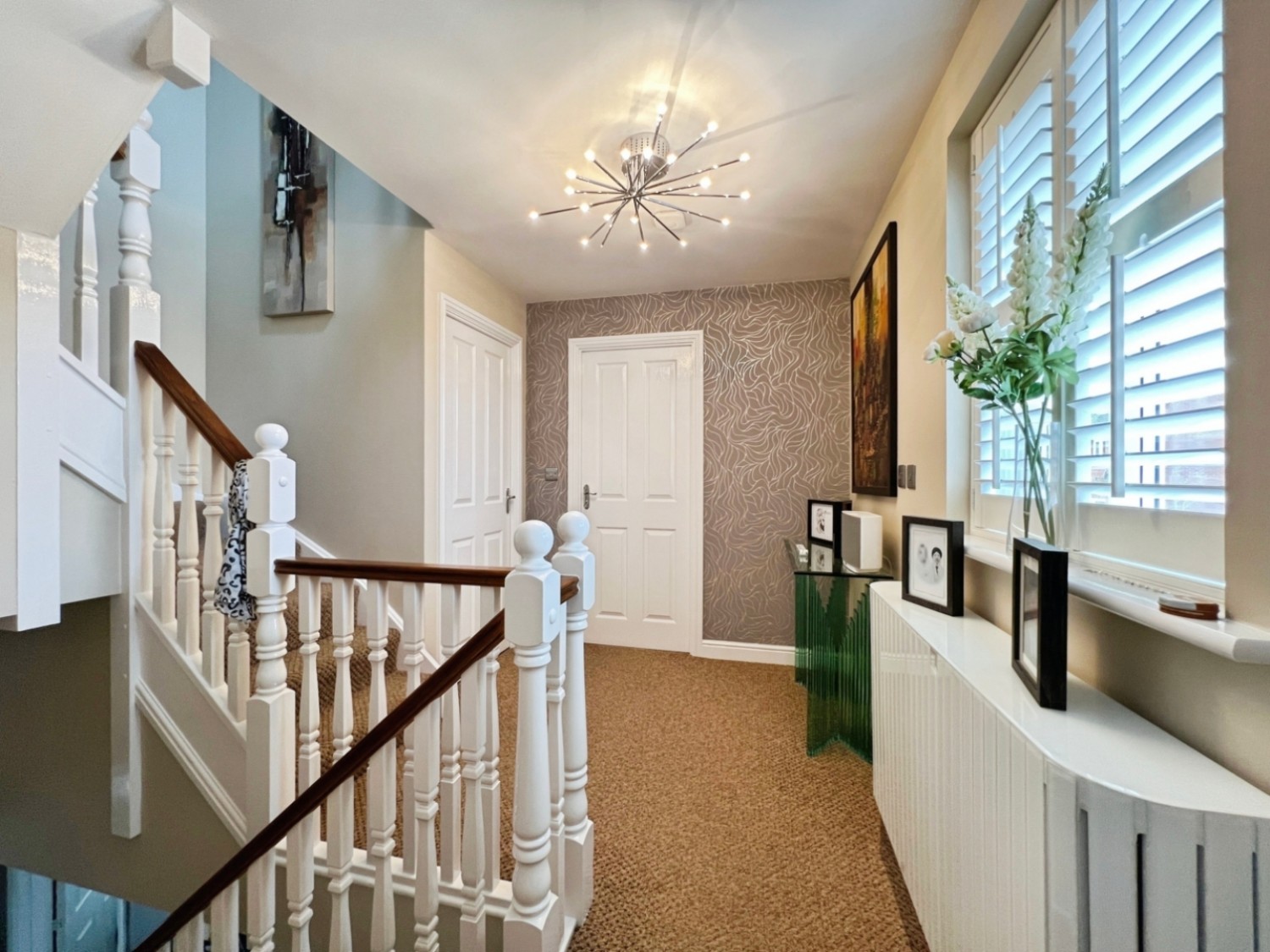 Grenadier Way, Singleton