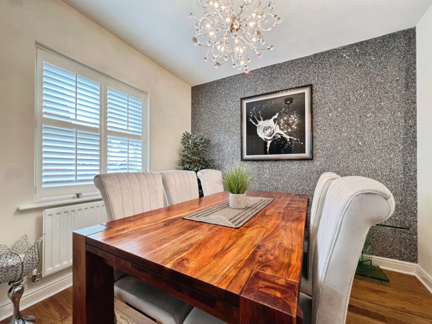 Grenadier Way, Singleton