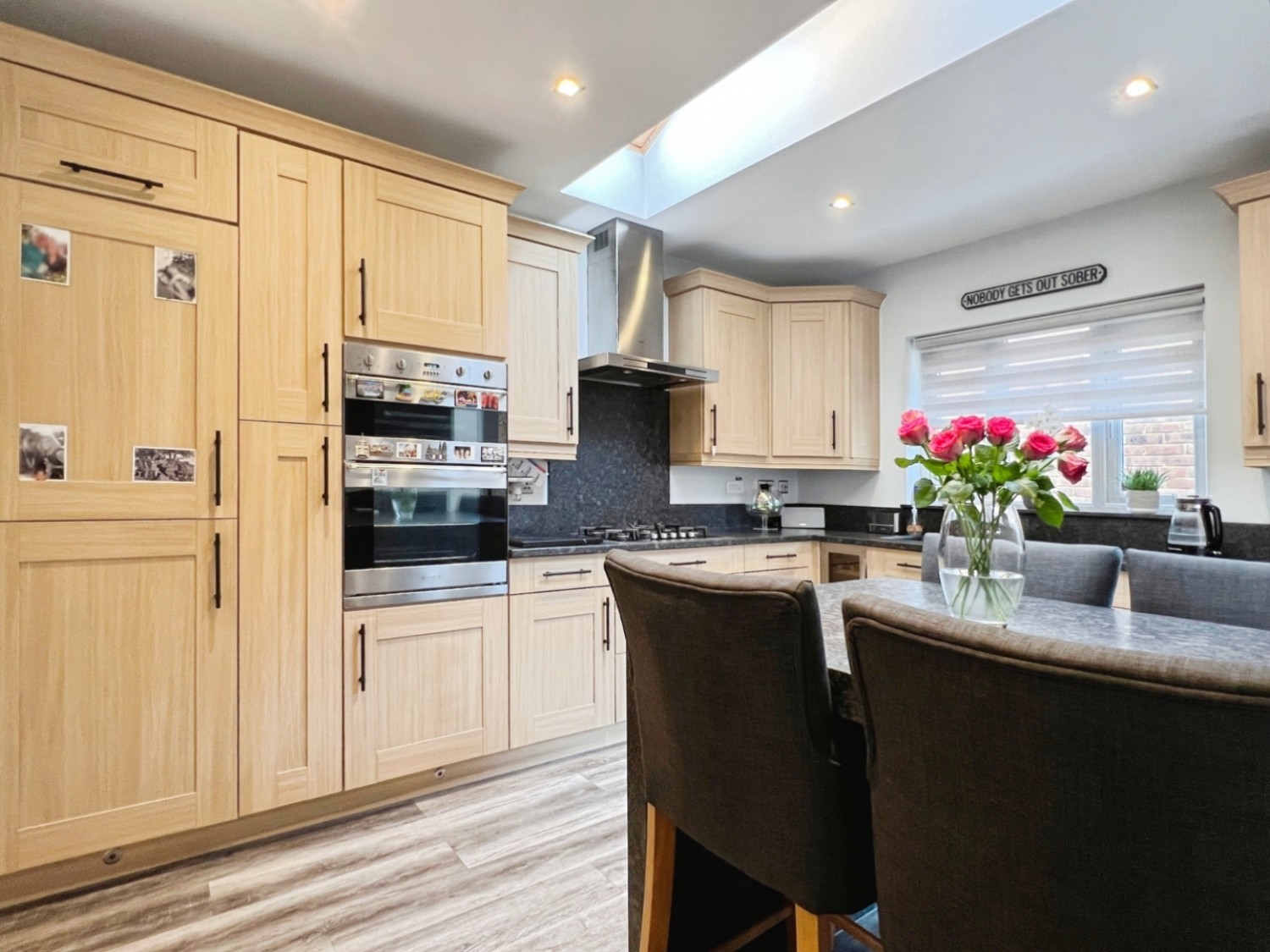 Grenadier Way, Singleton