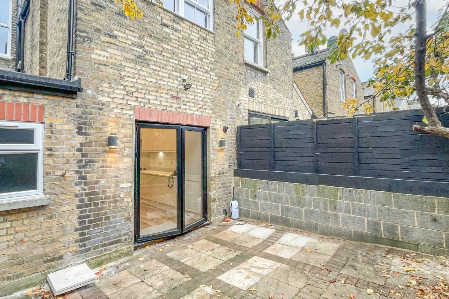 Carysfort Road, London, N16