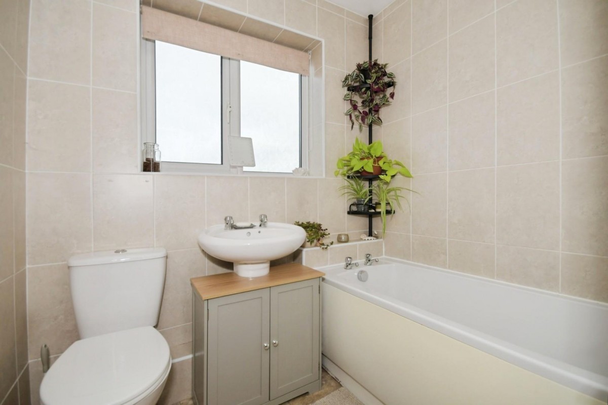 Malia Road, Tapton, Chesterfield, S41 0UF