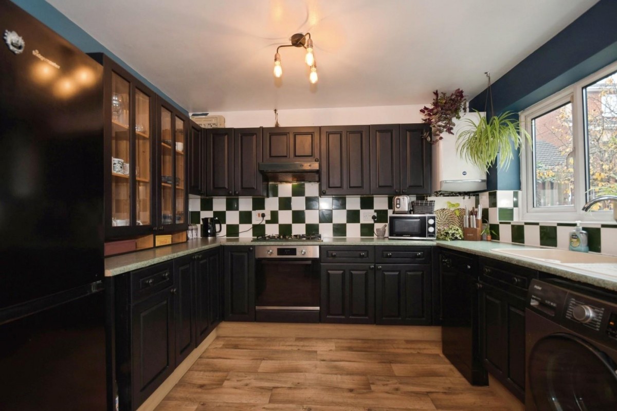 Malia Road, Tapton, Chesterfield, S41 0UF