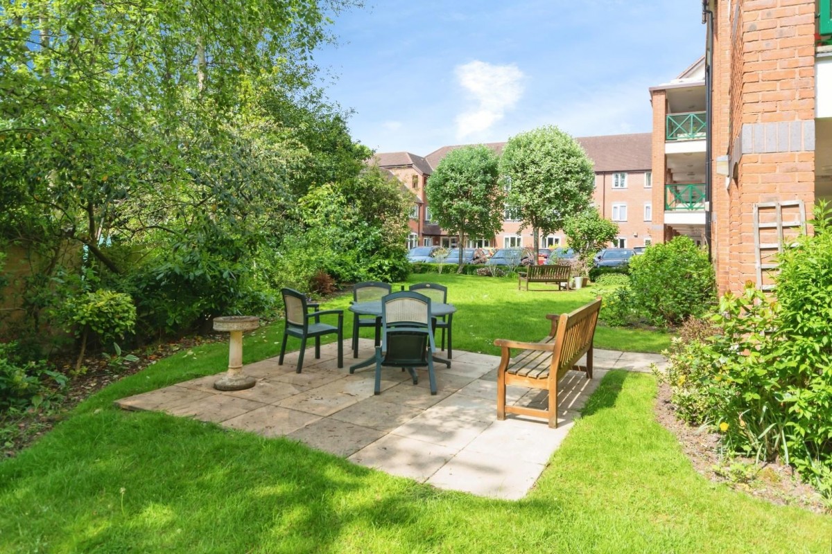 Deerhurst Court, Solihull