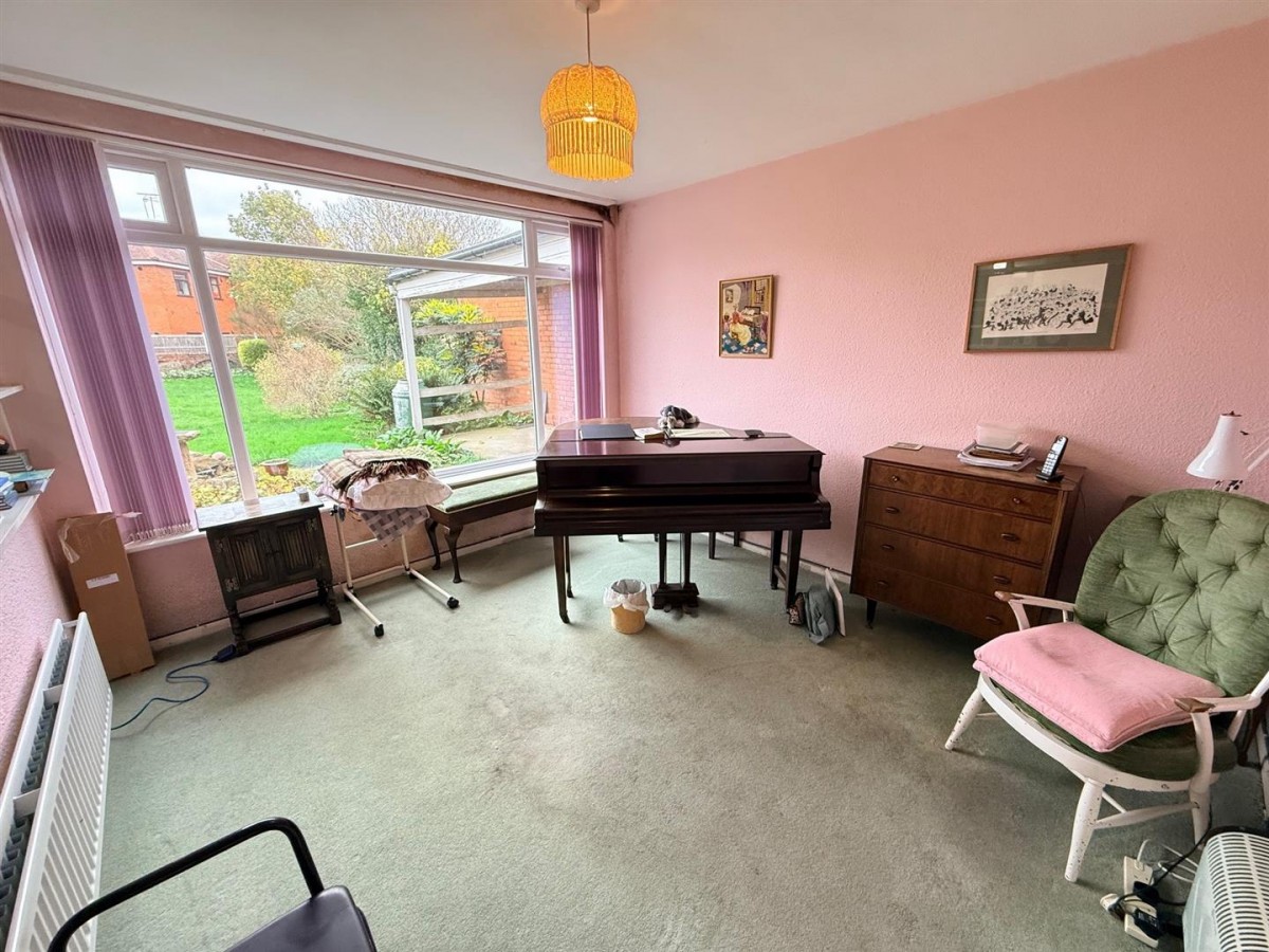 Western Road, Stourbridge, DY8 3XU