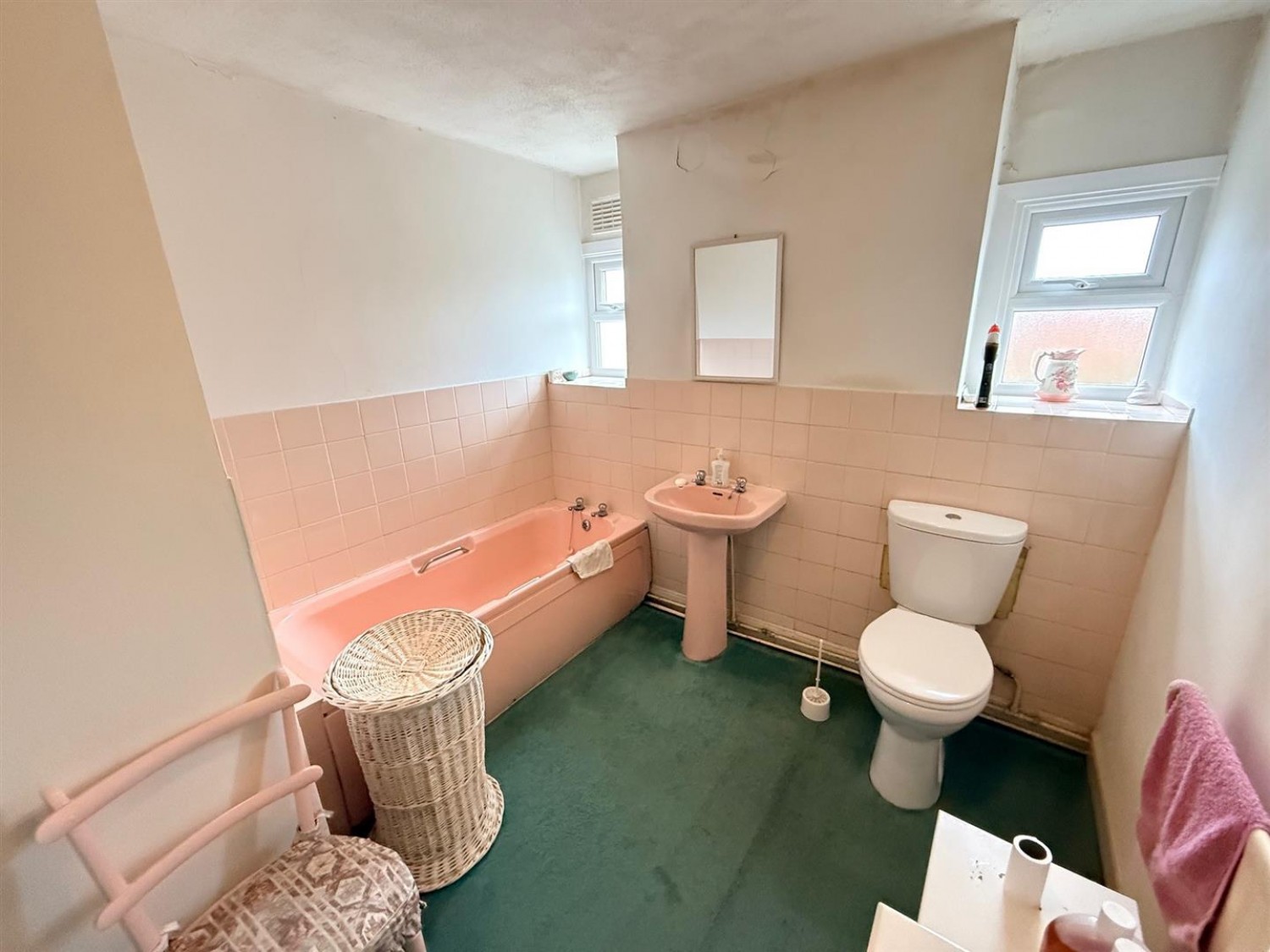 Western Road, Stourbridge, DY8 3XU