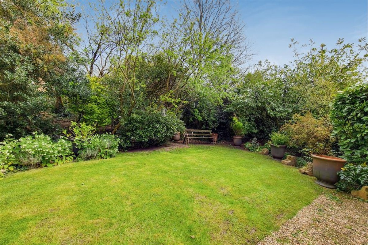 Honor Oak Road, Forest Hill, SE23