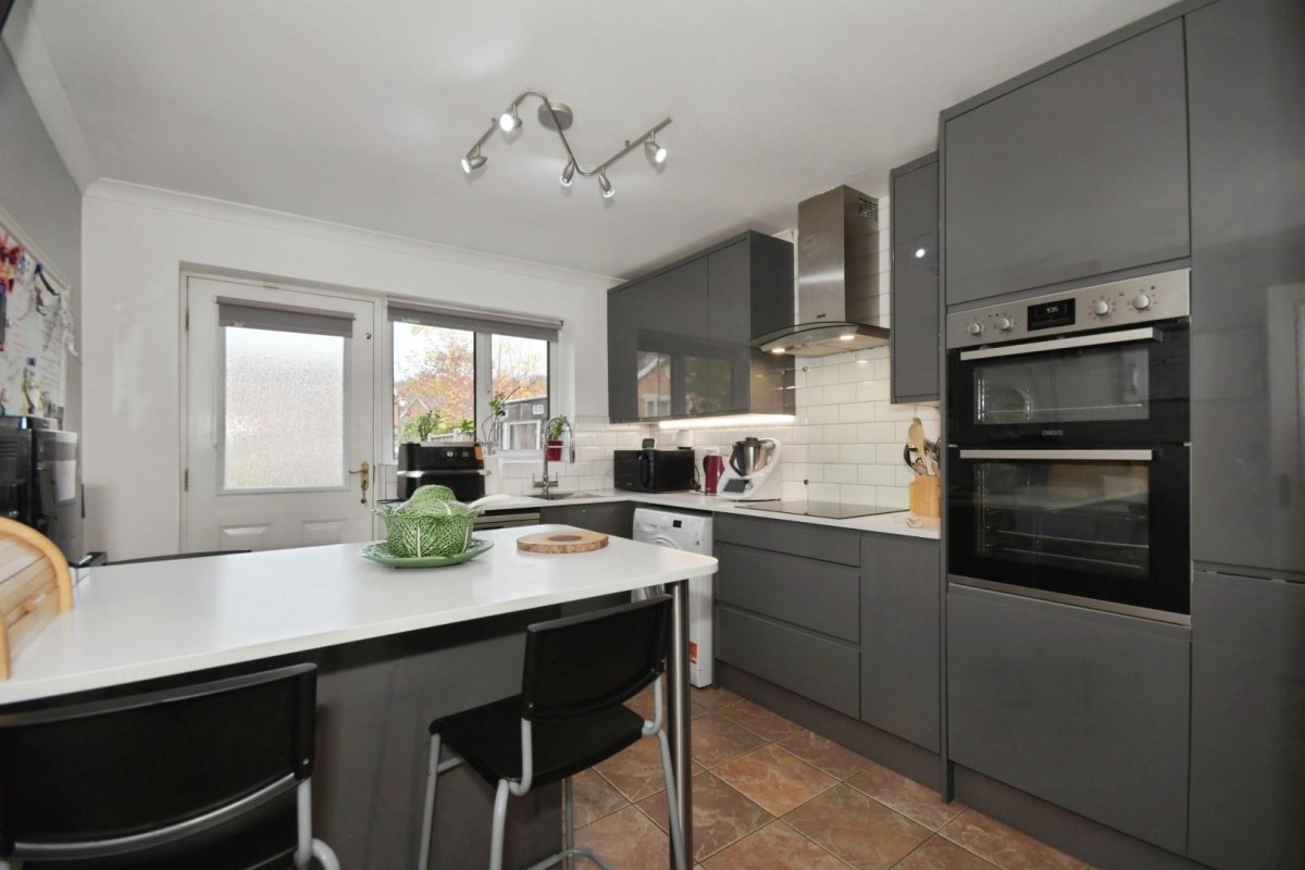 Cragside Close, Chesterfield, S41 0FH