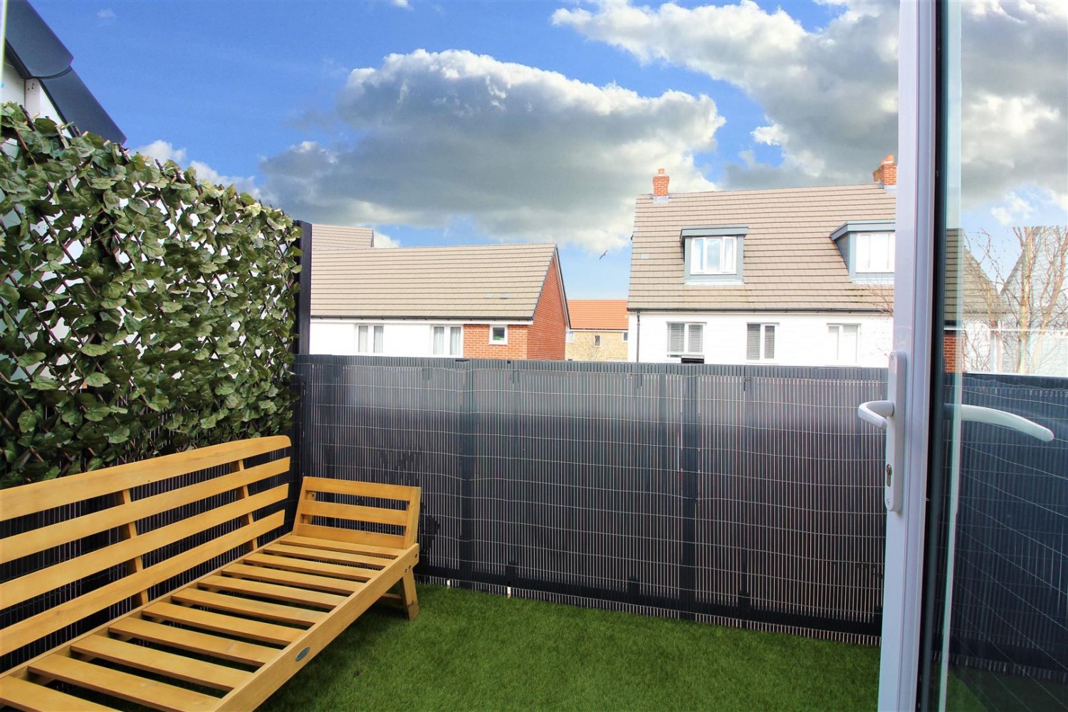 Repton Park, TN23 3SP