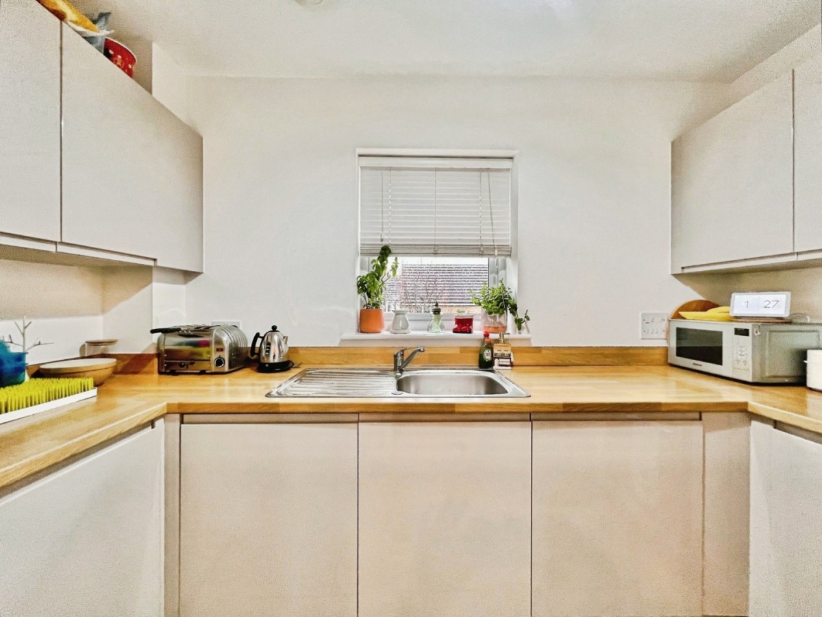 Repton Park, TN23 3SP