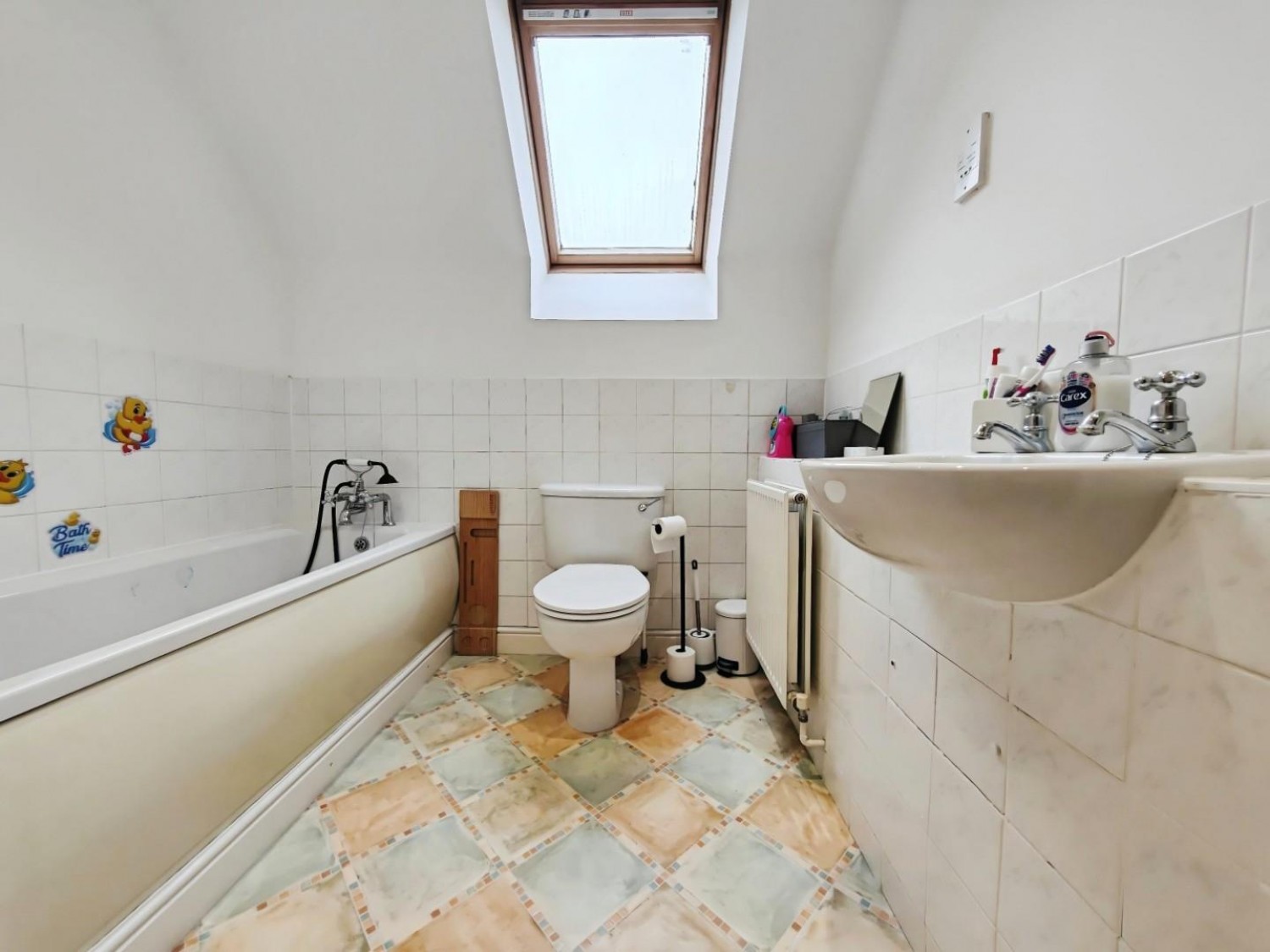 Masefield Gardens, Crowthorne