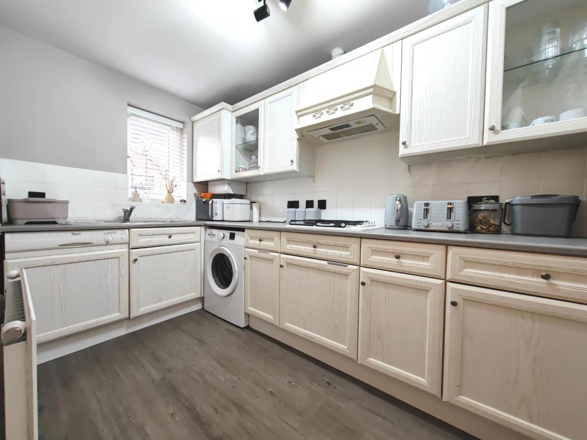 Masefield Gardens, Crowthorne