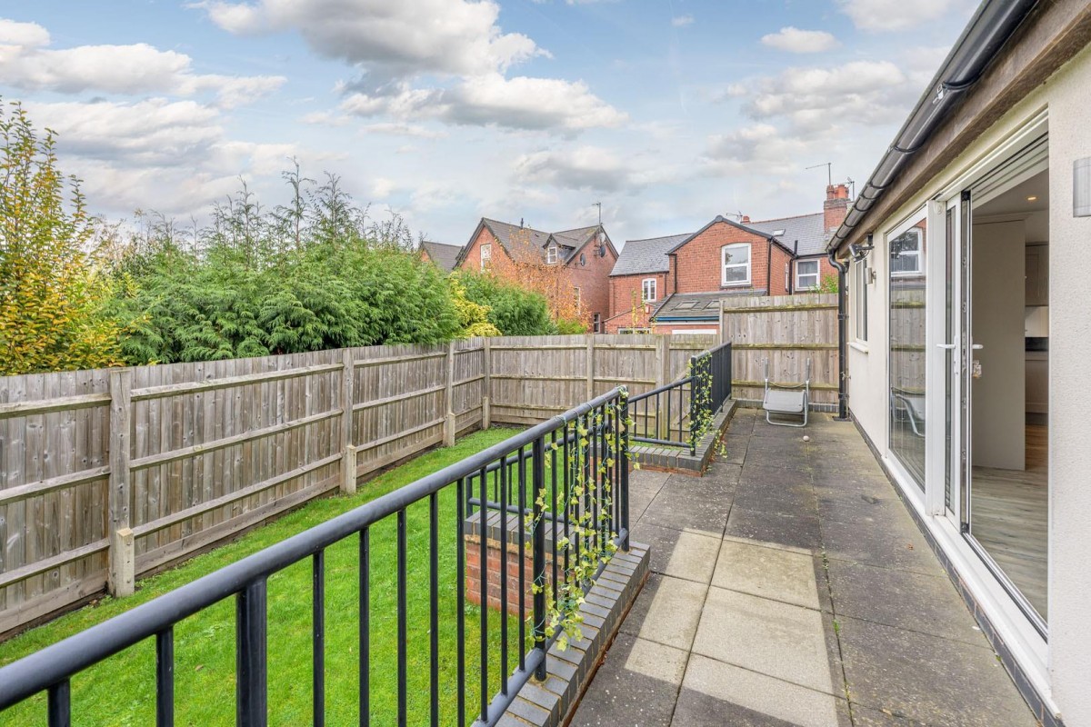 Wentworth Road, Birmingham, Birmingham, B17 9SH