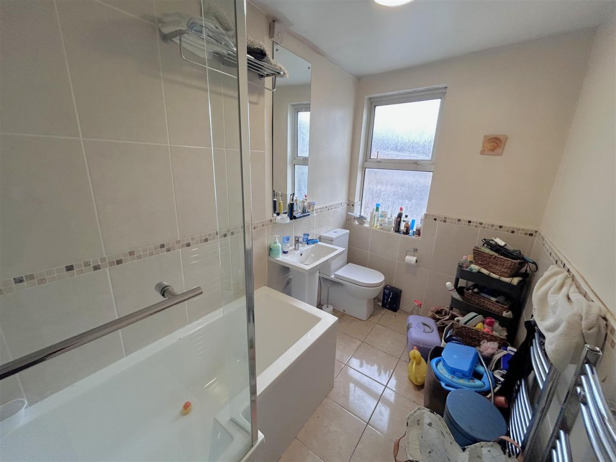 Station Road, Brierley Hill, DY5 3HT