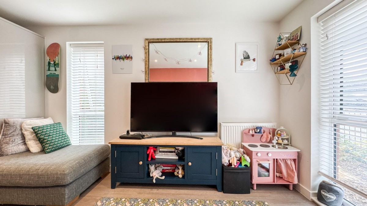 Colliery Close, Ashton, BS3 2EU