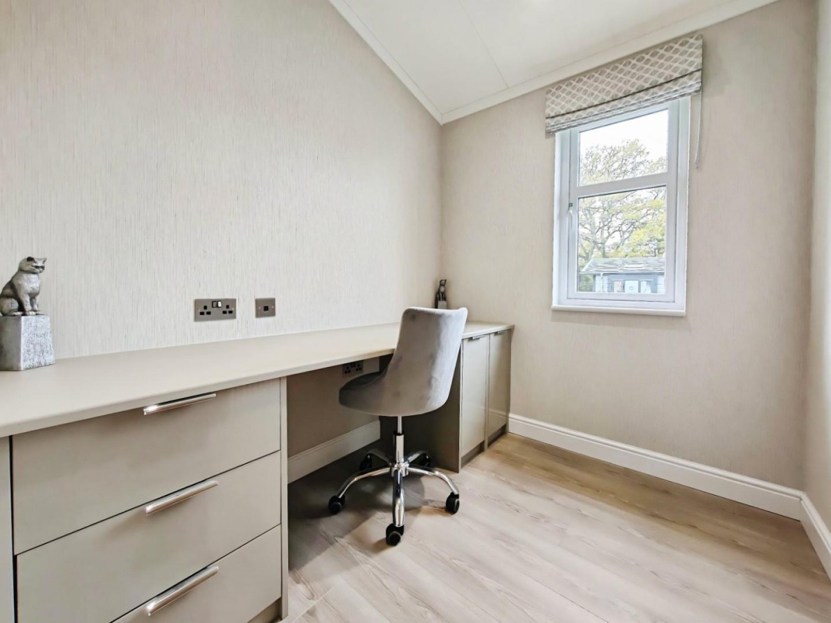 Benham Lane, Riseley, Reading