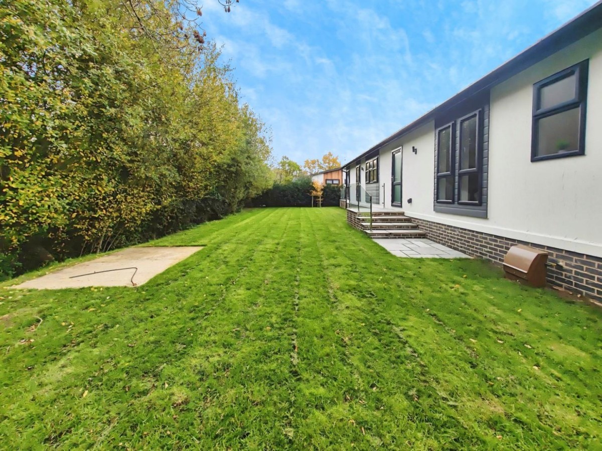 Benham Lane, Riseley, Reading