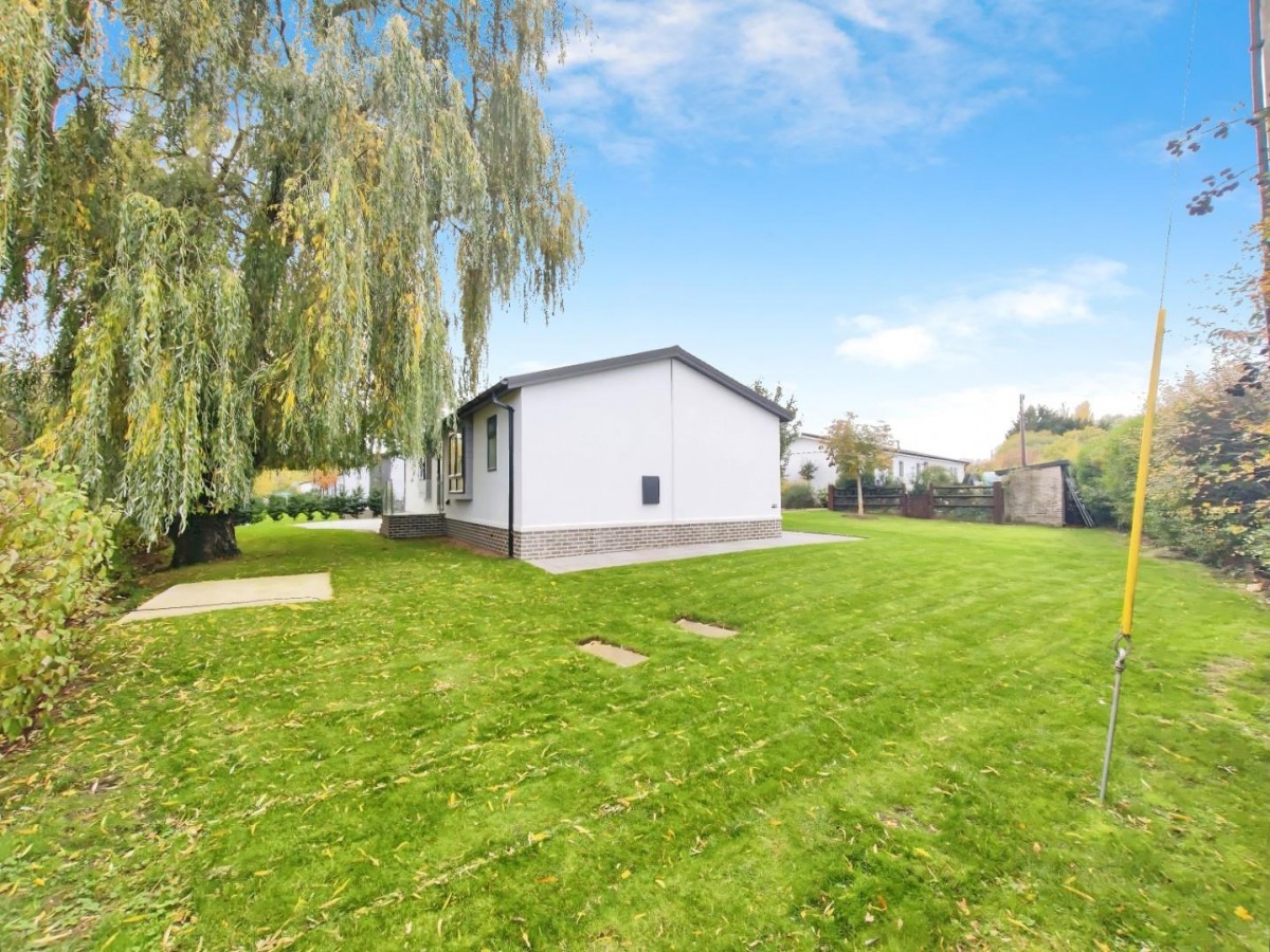 Benham Lane, Riseley, Reading