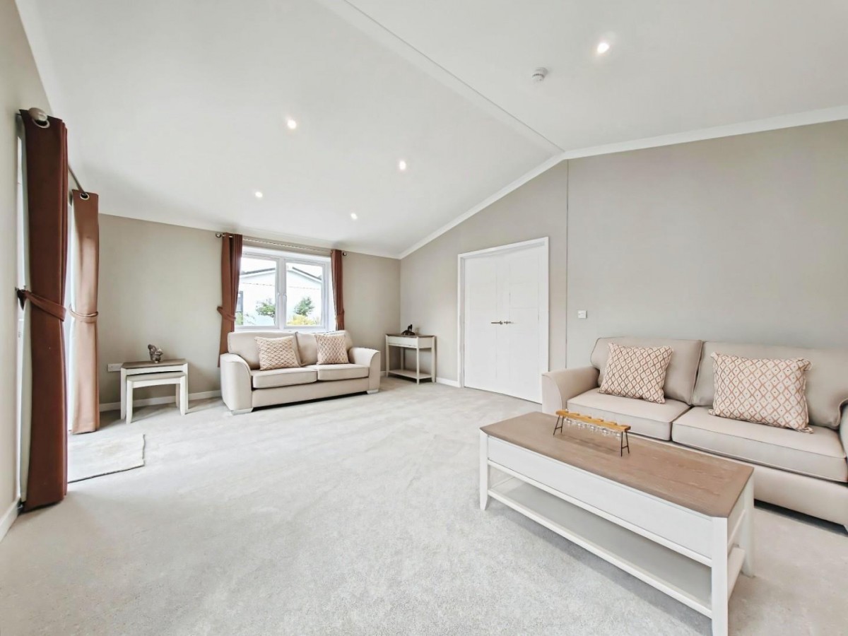 Benham Lane, Riseley, Reading