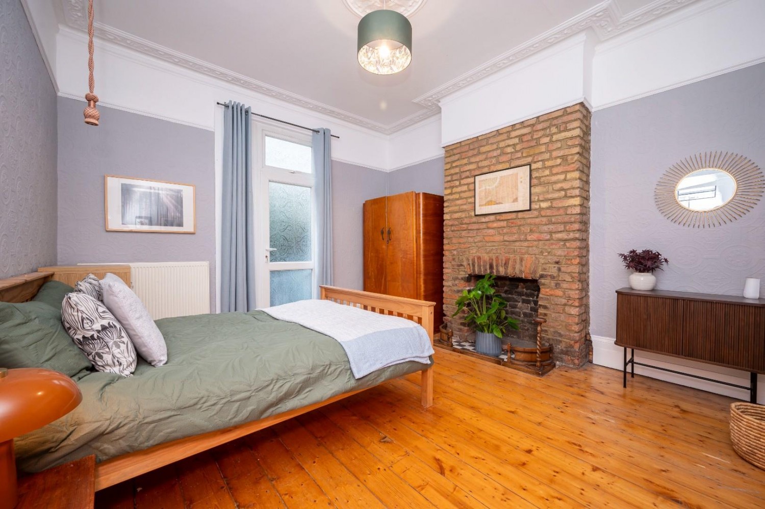 Crofton Road, London, SE5