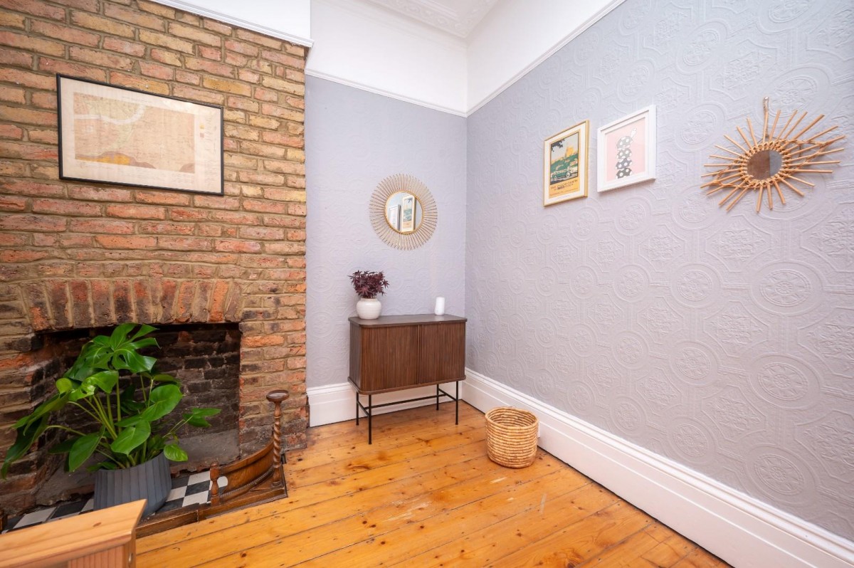 Crofton Road, London, SE5