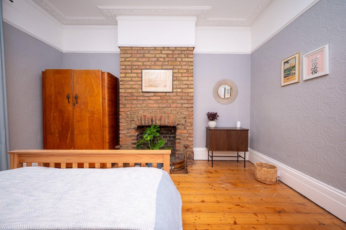 Crofton Road, London, SE5