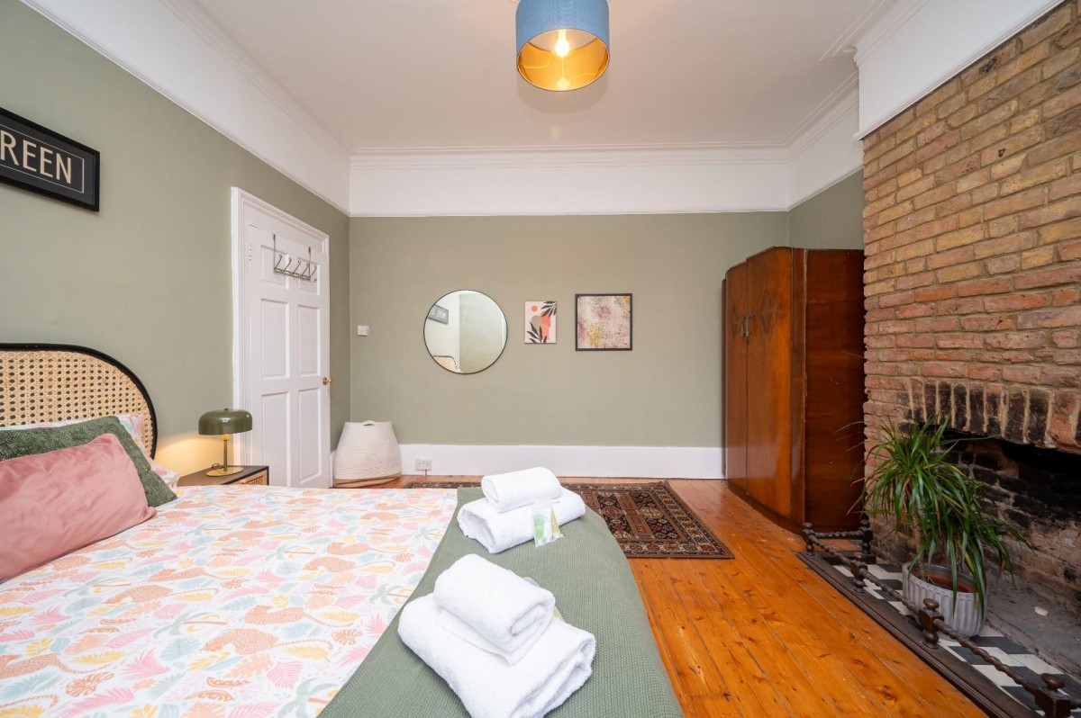 Crofton Road, London, SE5