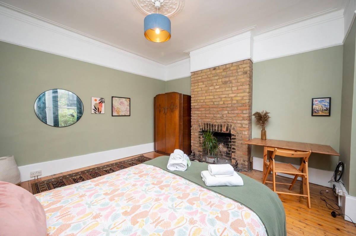 Crofton Road, London, SE5