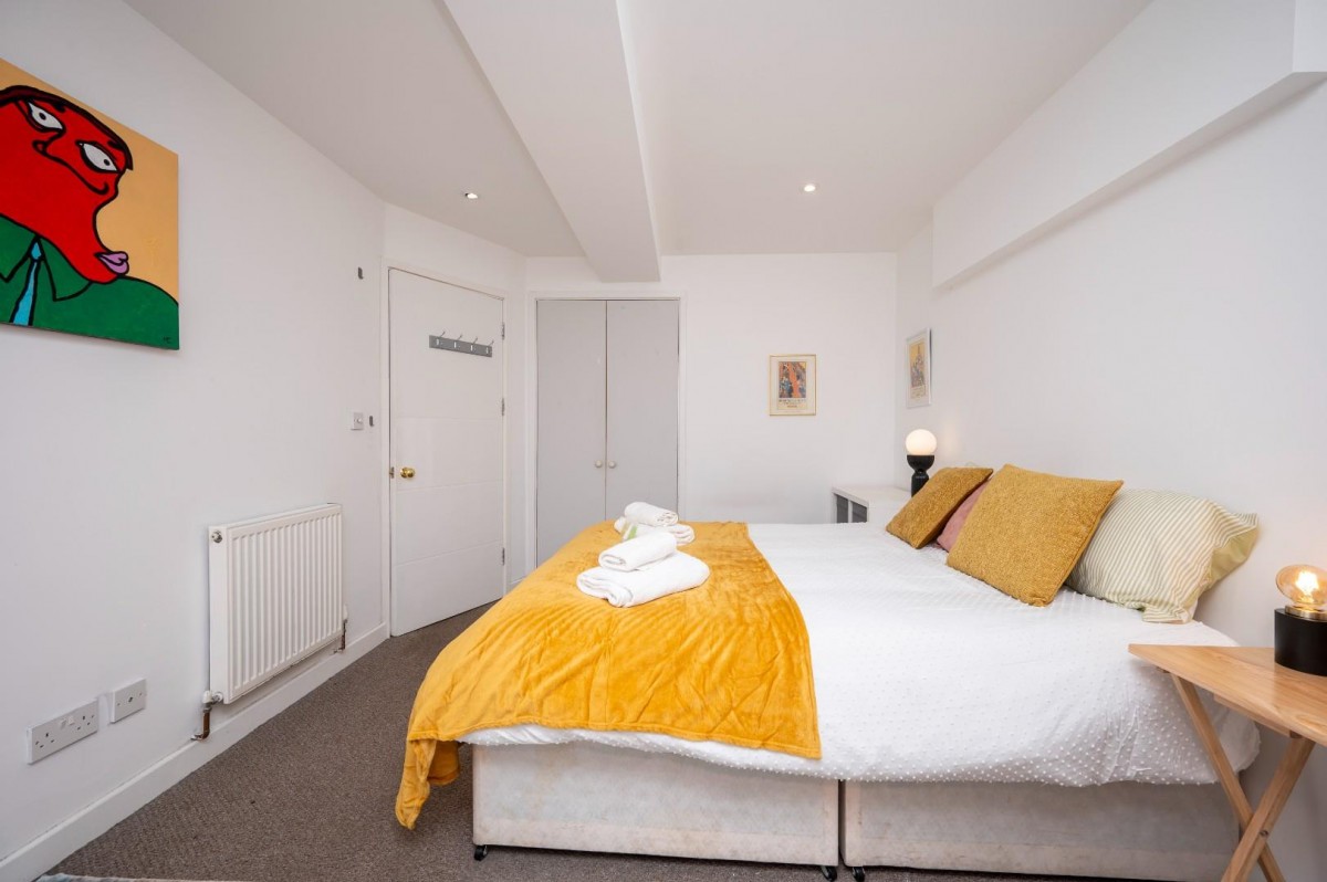 Crofton Road, London, SE5