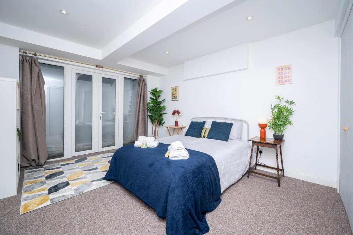 Crofton Road, London, SE5