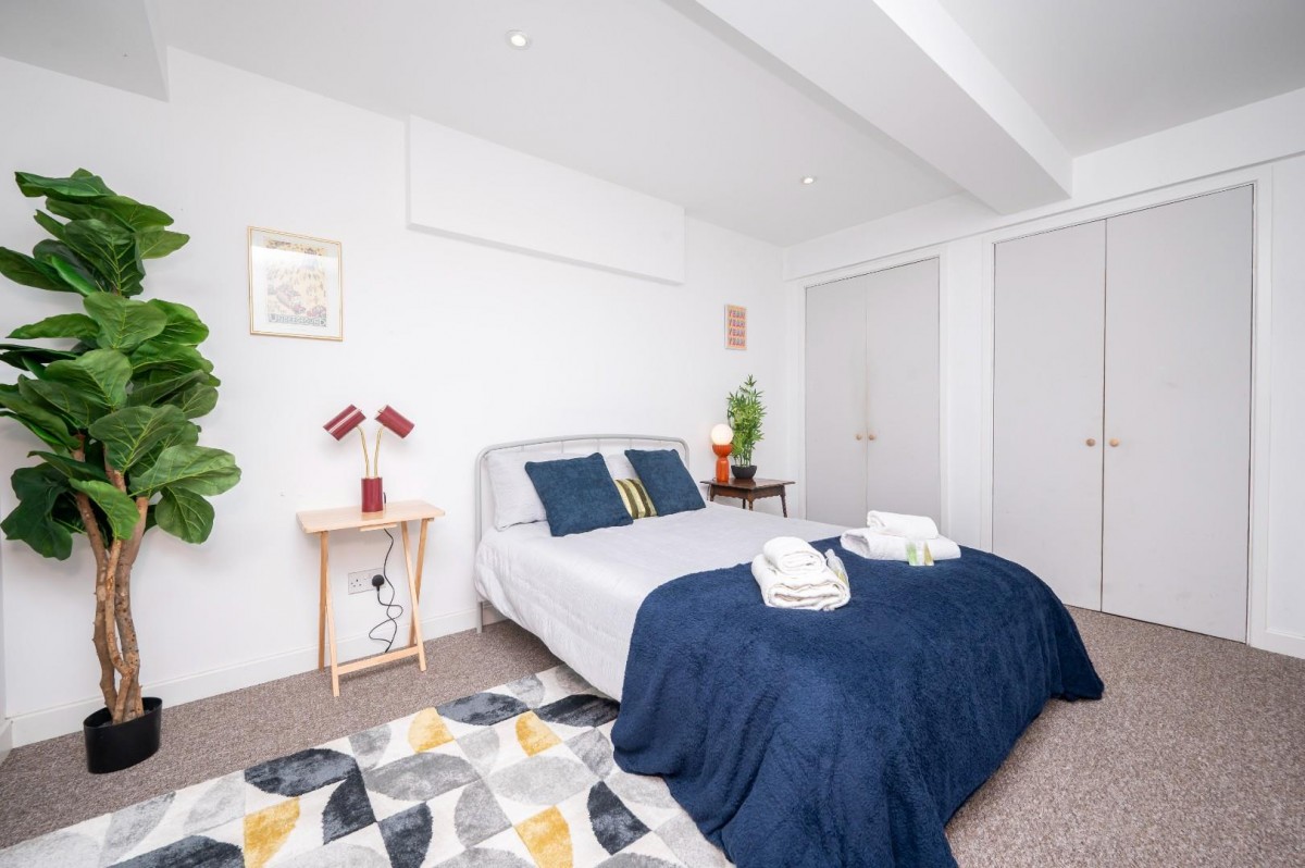 Crofton Road, London, SE5