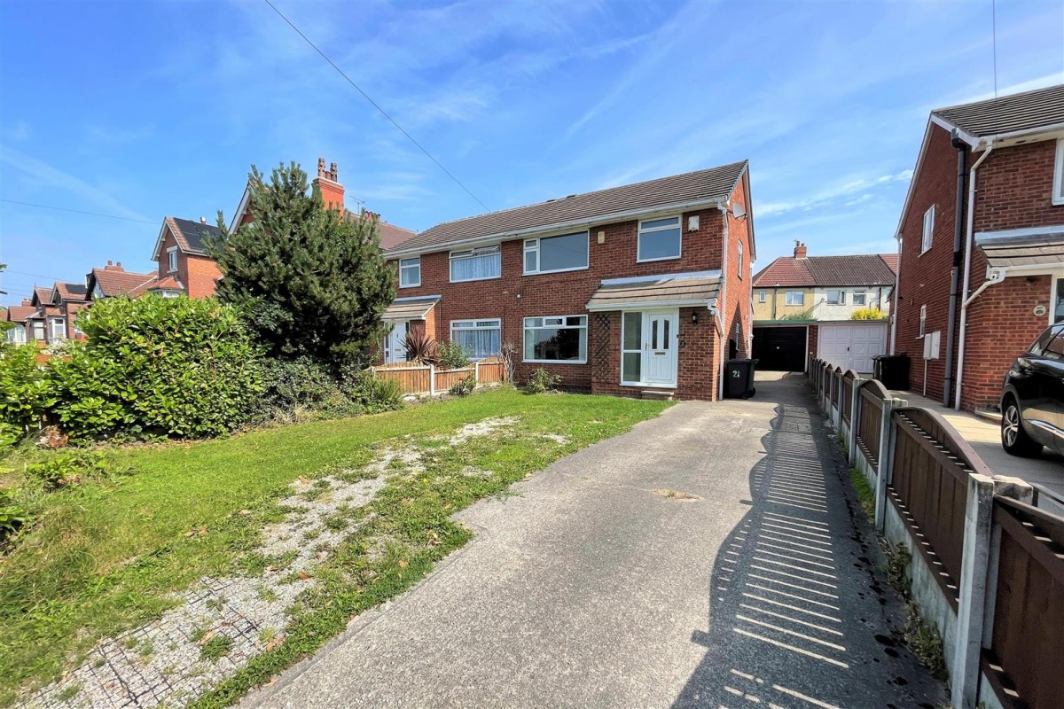 Pinfold Lane, Leeds, West Yorkshire, LS15 7SX