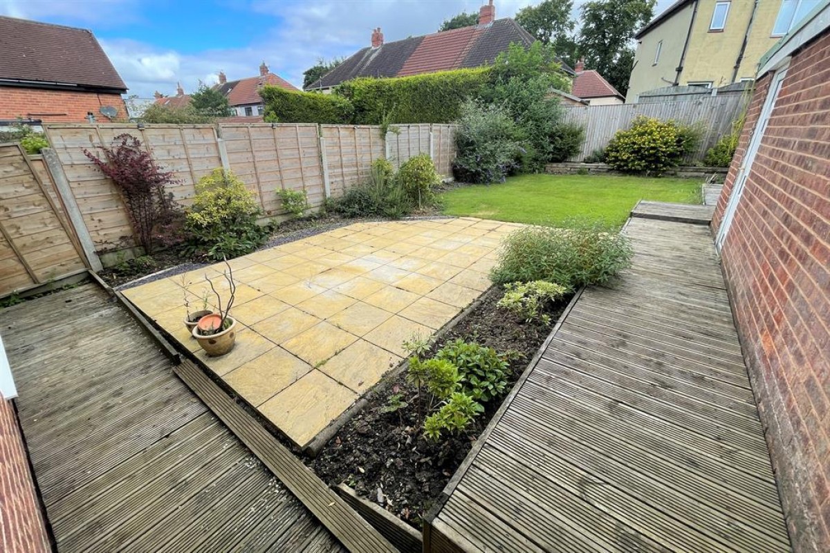 Pinfold Lane, Leeds, West Yorkshire, LS15 7SX