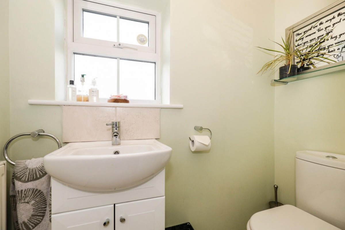 Swinburne Close, Harrogate, HG1 3LX