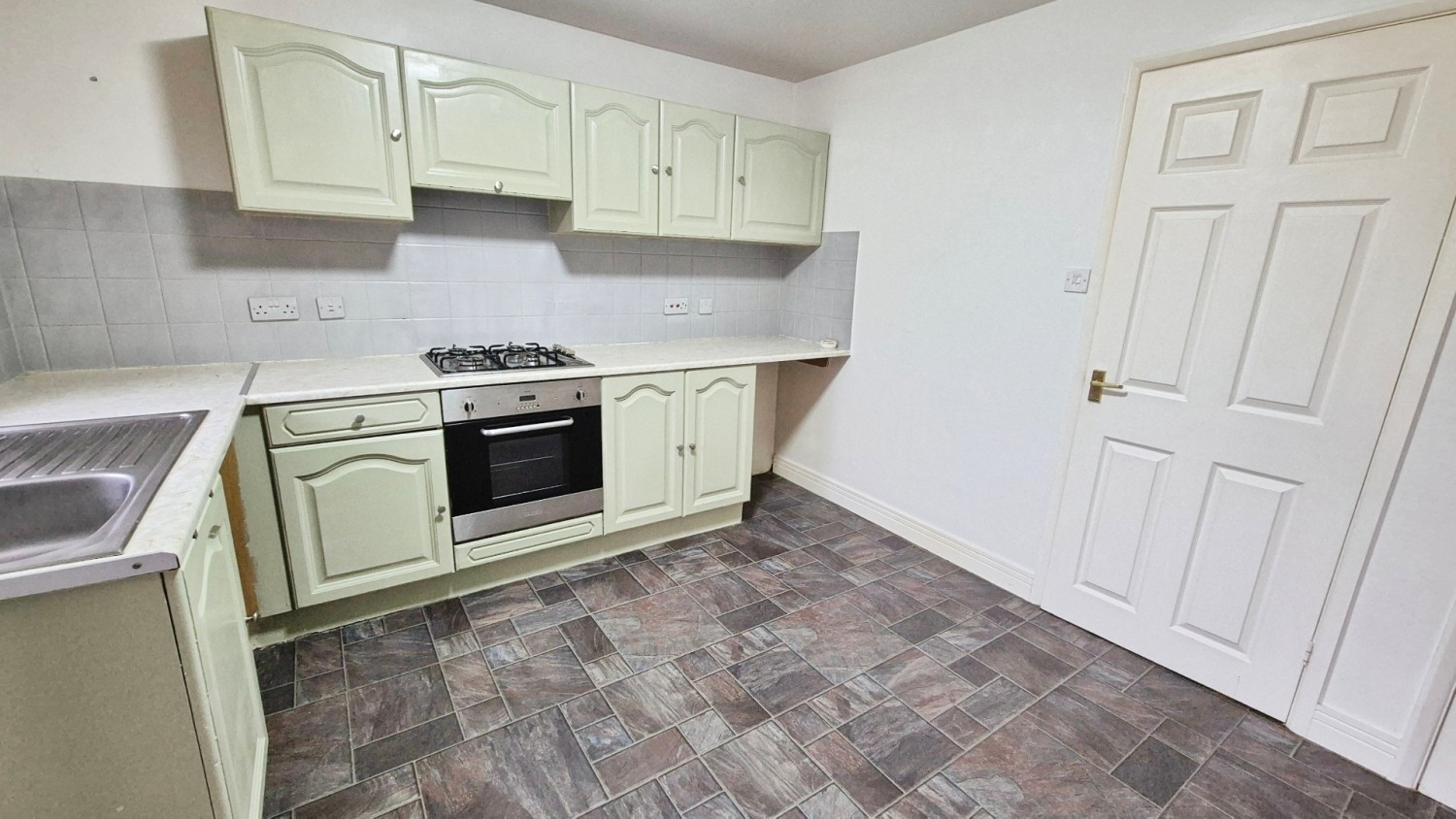 Rugeley Road, Chase Terrace, Burntwood, WS7 1NS