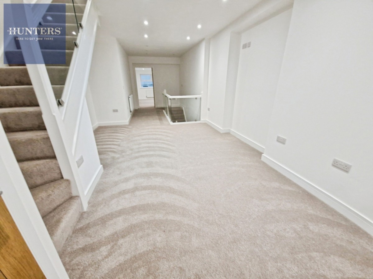 High Street, Ogmore Vale, Bridgend, CF32 7AD