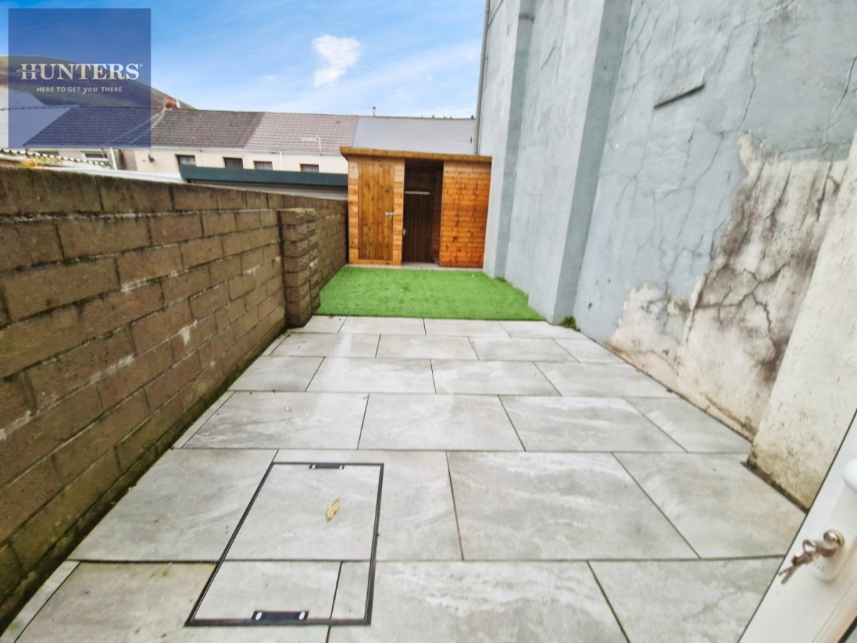 High Street, Ogmore Vale, Bridgend, CF32 7AD