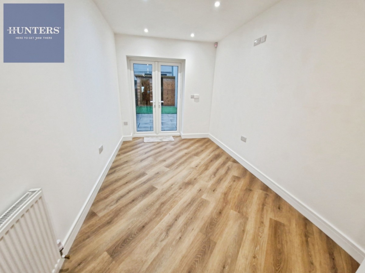 High Street, Ogmore Vale, Bridgend, CF32 7AD