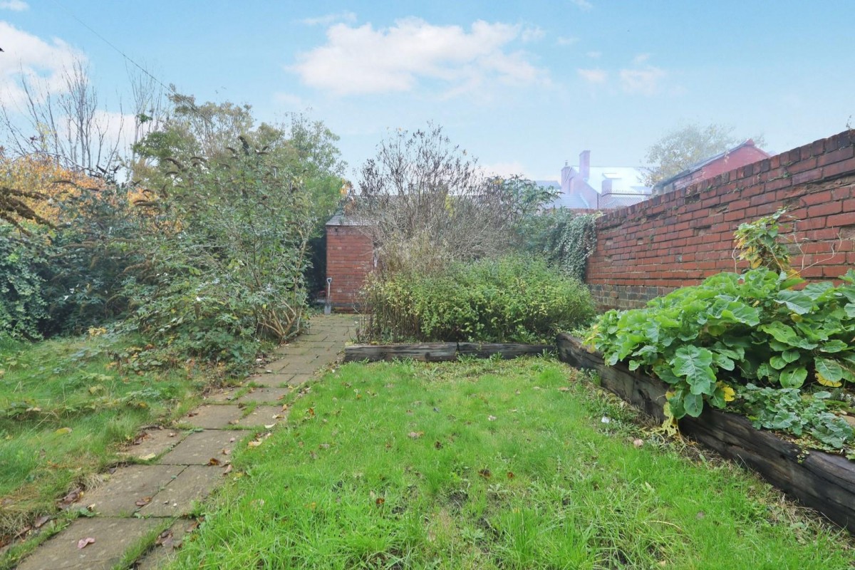 Richards Road, Heeley, Sheffield, S2 3DW