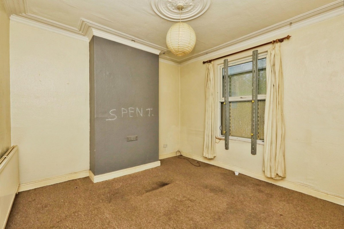 Richards Road, Heeley, Sheffield, S2 3DW