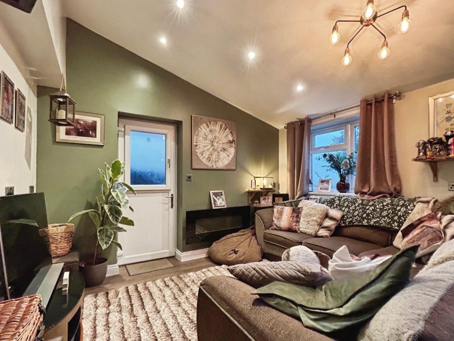 Windermere Avenue, Goldthorpe, Rotherham S63 9PB