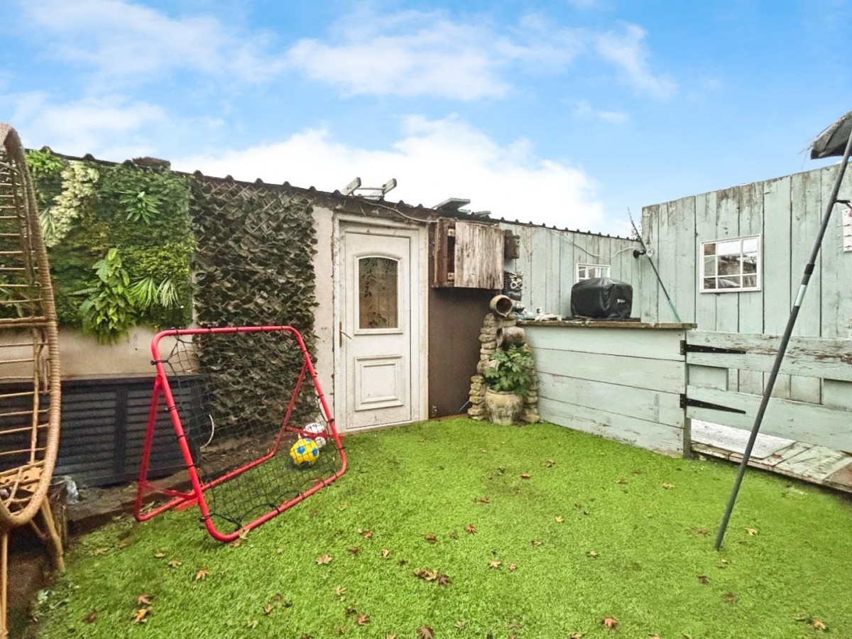 Windermere Avenue, Goldthorpe, Rotherham S63 9PB