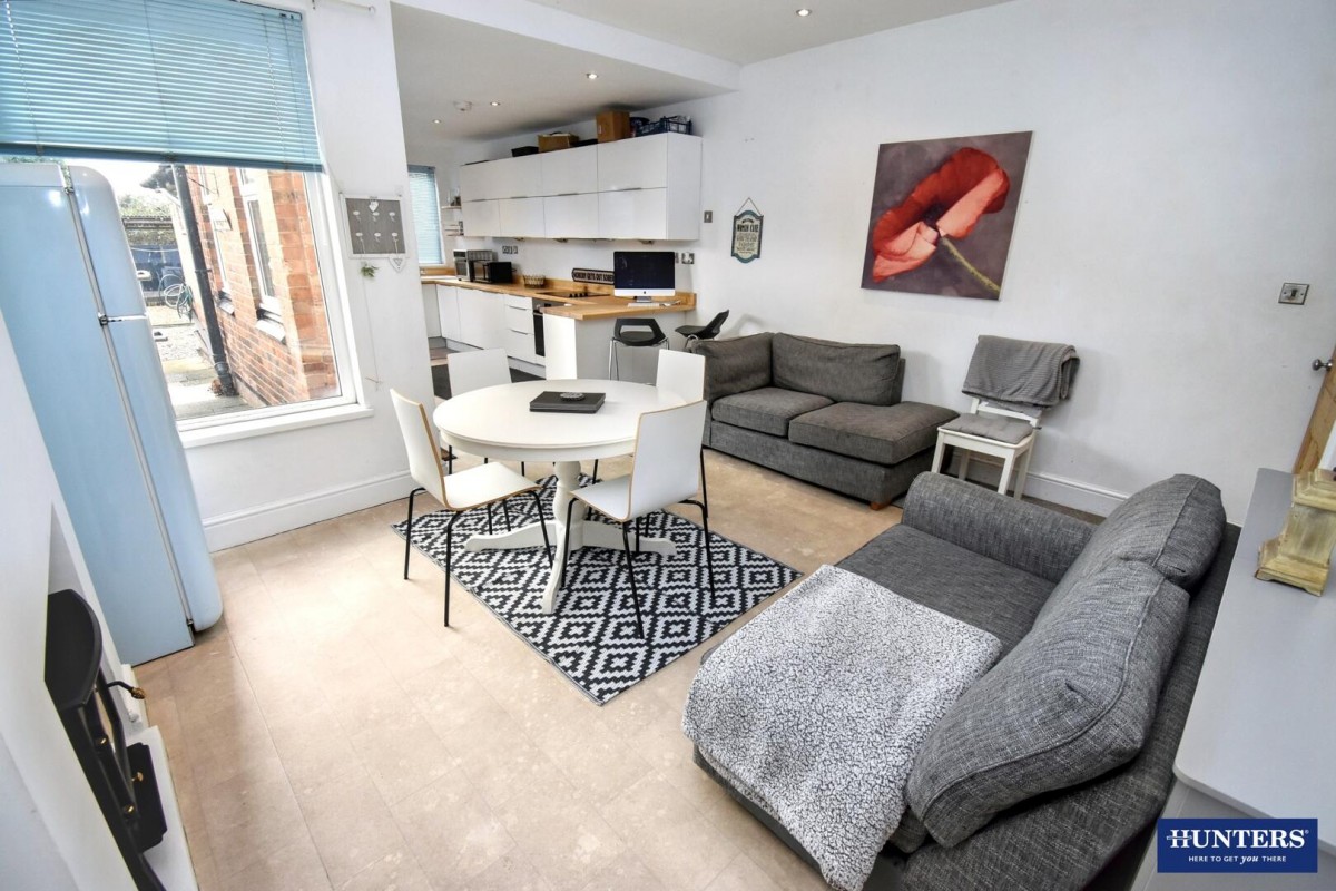 Marstown Avenue, Wigston, LE18 4UH