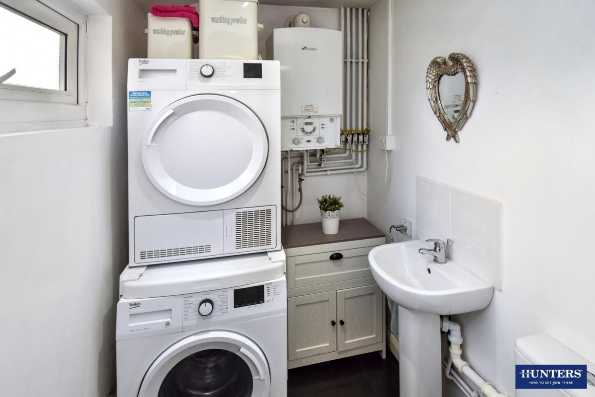 Marstown Avenue, Wigston, LE18 4UH