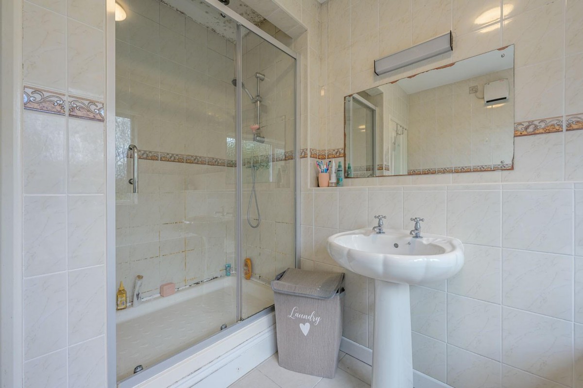 Wolverhampton Road, Sedgley,